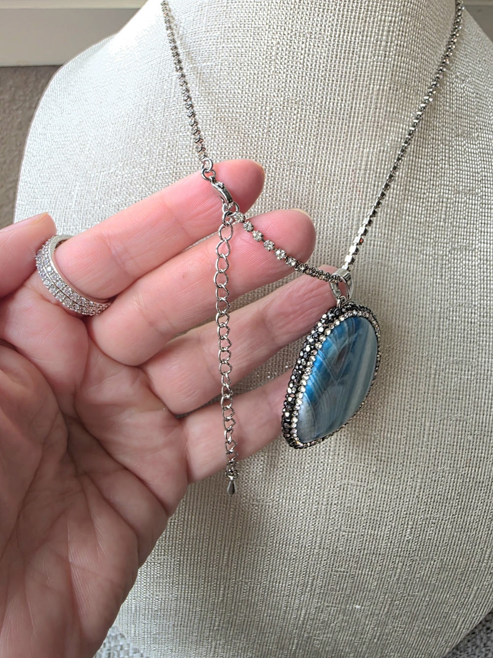 Large Blue Agate Slice Pendant Necklace, 17-19" Silver Boho Jewelry - Picture 9 of 11